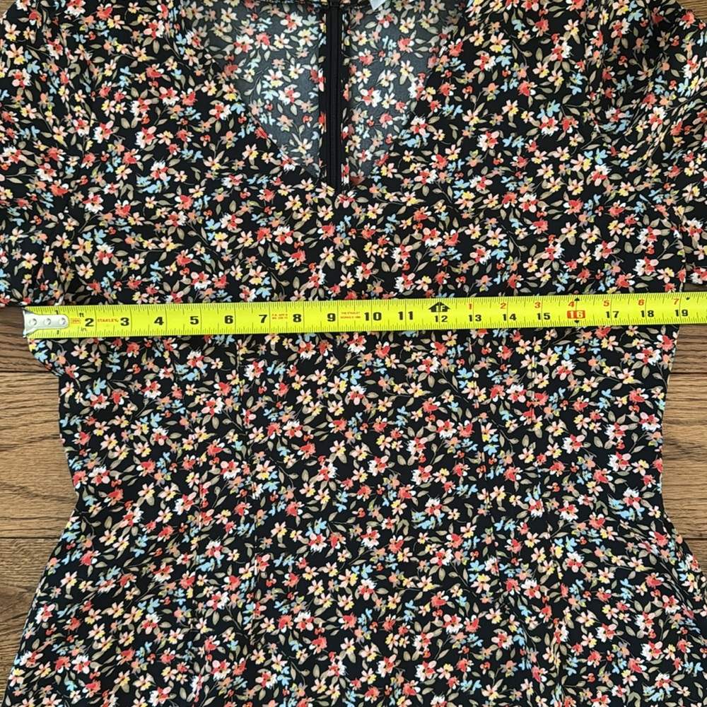 LOFT DRESS (A-1) - Picture 9 of 11